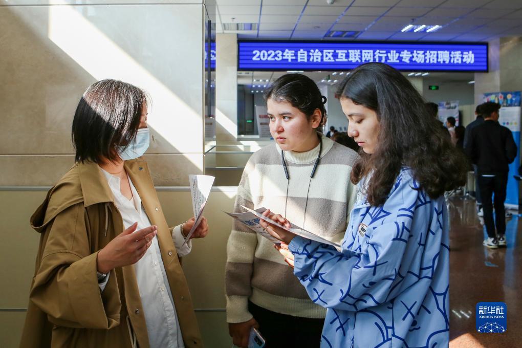 奔驰宝马游戏电玩城在线玩